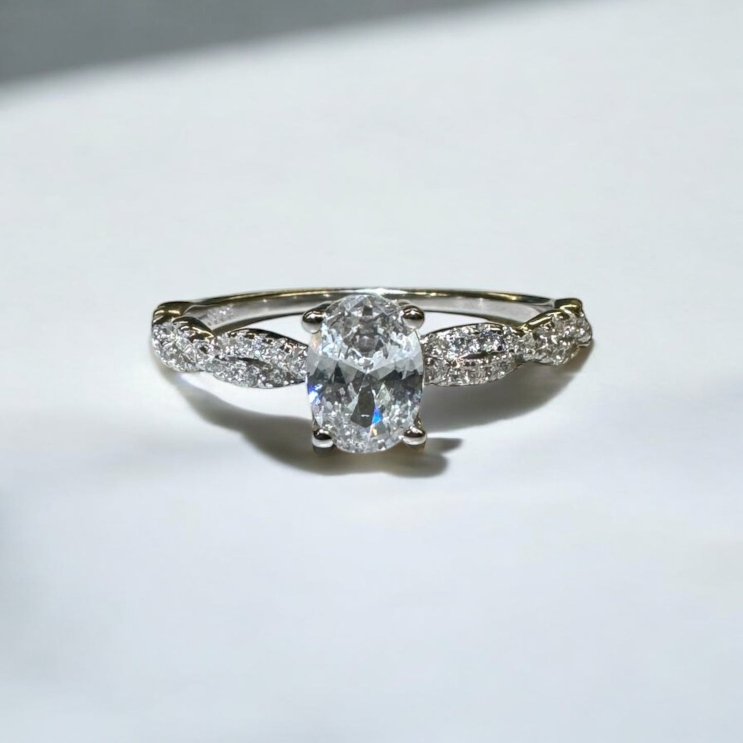 Amara ring