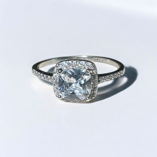 Azmira ring